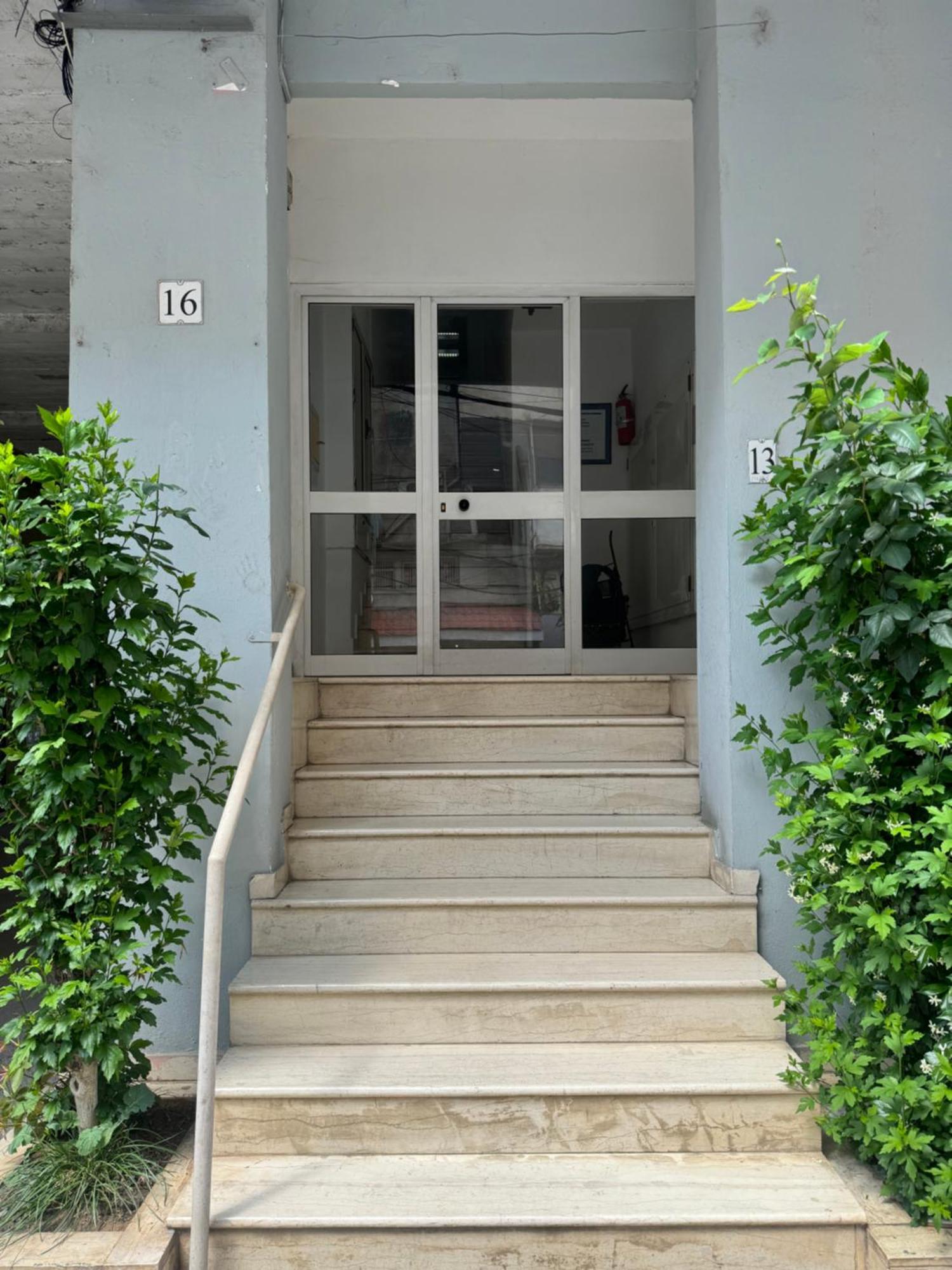 Piazza Center Studio Tirana Buitenkant foto